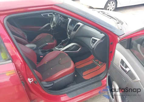 2012 Hyundai Veloster Base W/Red/Black из США, поврежденный, VIN KMHTC6AD8CU053904